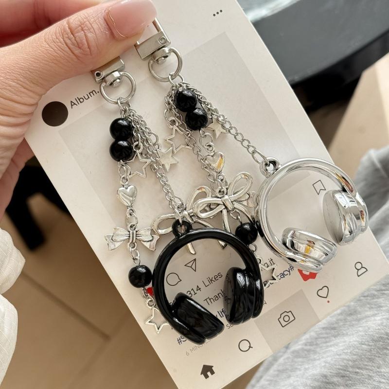 Phone Accessories For Teen Girls - Music Accessories Earphone Keychain Set Silver